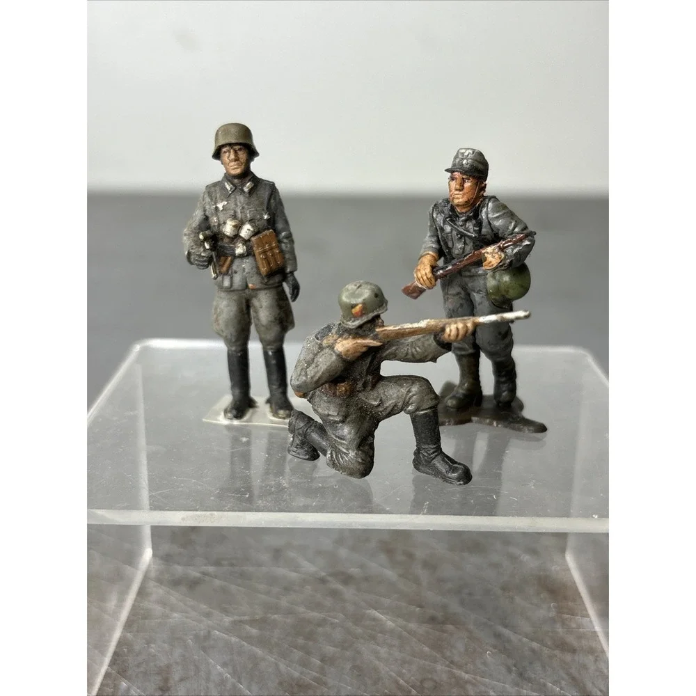 Tamiya Valor 21st Century 1/35 WWII German‎ Soldier Figures Built Painted Lot
